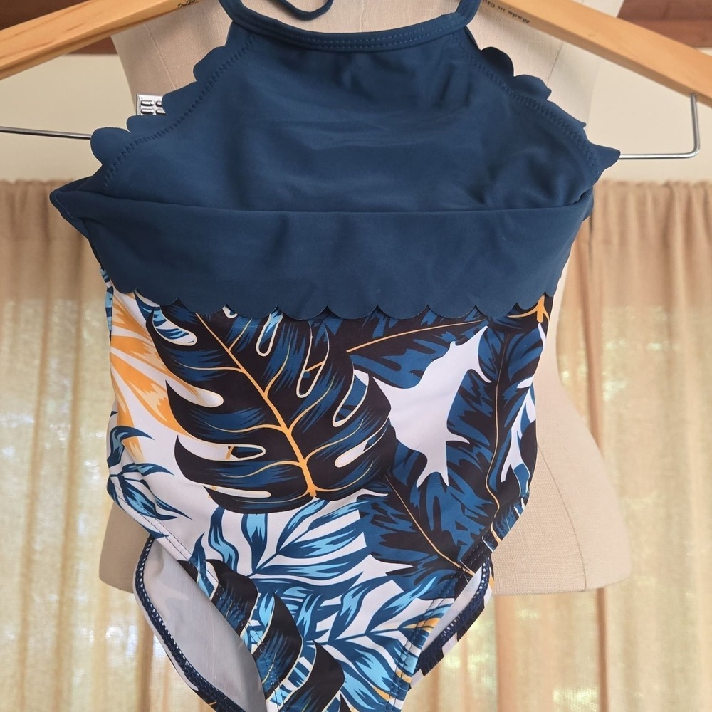 PAT PAT - Girls Swimsuit 1 piece - Size 3-4 yrs. - Palm Leaf Print